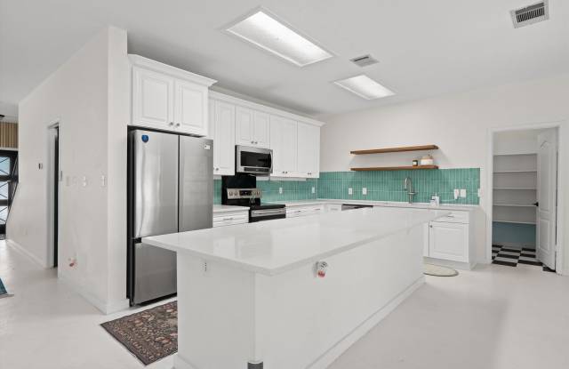 8353 Steamline Circle, Austin, TX 78745 photos photos