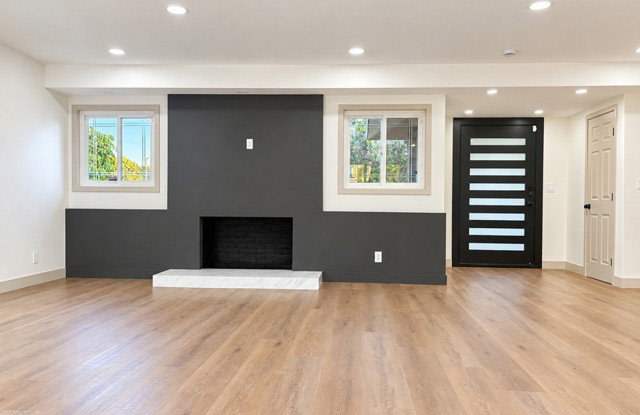 1191 East Claiborne Drive Gallery 2