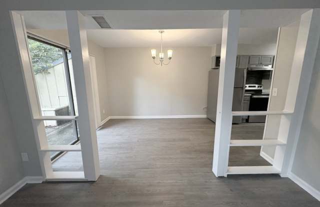 153 Wood Ct Gallery 4
