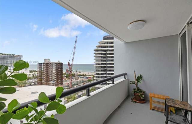 3200 Collins Avenue photos photos
