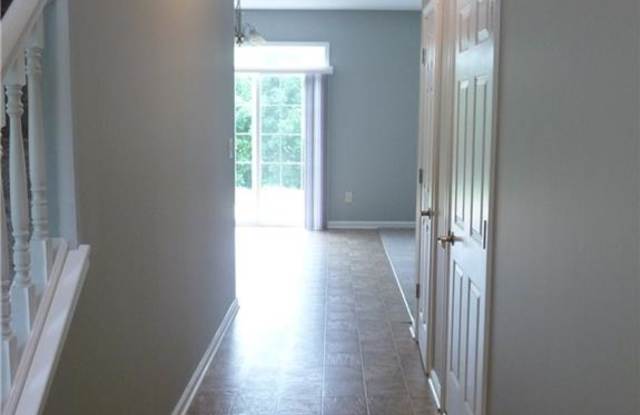 9020 North Falling Waters Drive Gallery 4