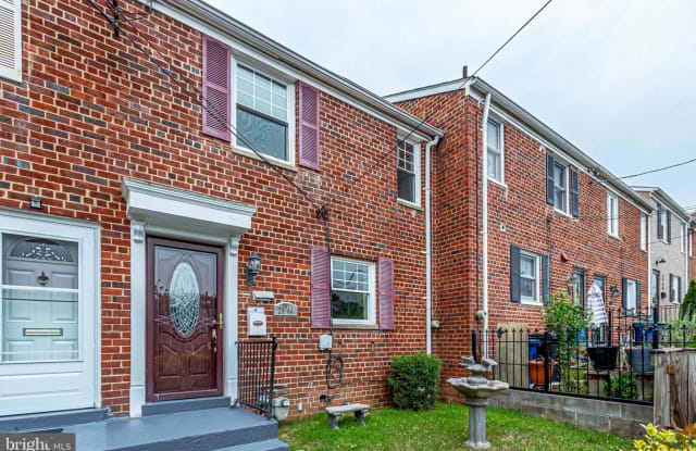 2944 HICKORY ST - 2944 Hickory Street, Alexandria, VA 22305