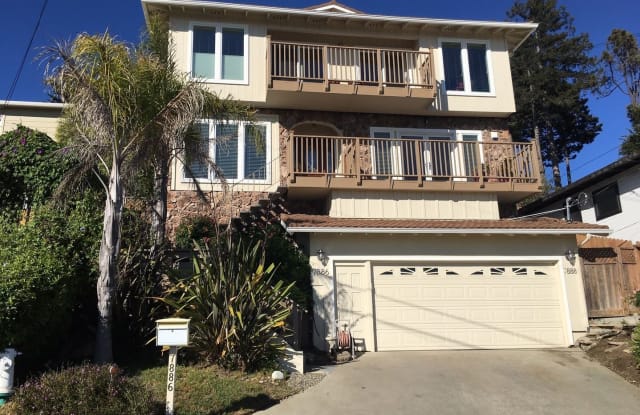 7888 Sunkist Drive - 7888 Sunkist Dr, Oakland, CA 94605