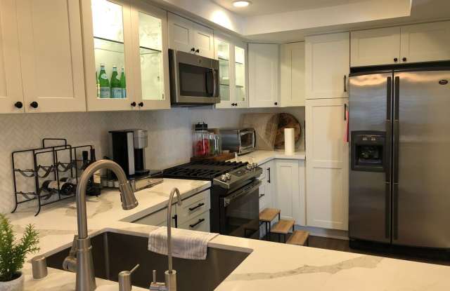 19222 Shoreline Lane Unit 7 Gallery 2