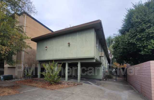 2823 U Street Gallery 1