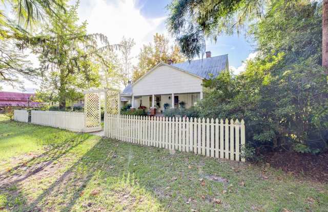 Experience Peaceful Country Living in Clyo, GA – $2,200/Month! Gallery 3