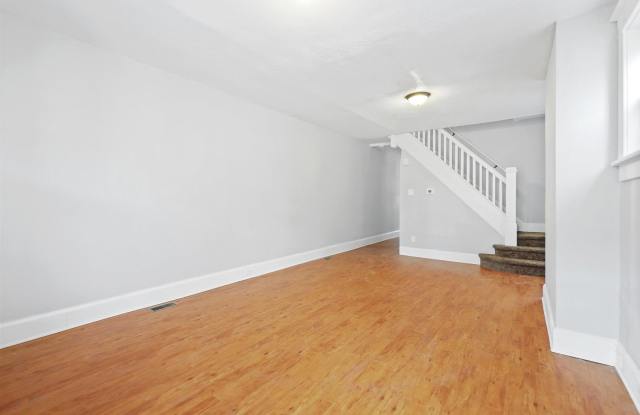 Room to Grow in This 5-Bedroom Uptown Harrisburg Home photos photos