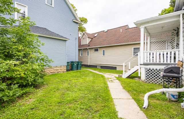 816 S Goodman Street - Front Gallery 3