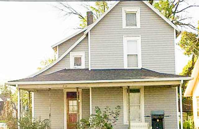 Giant Jackson Row House Available photos photos