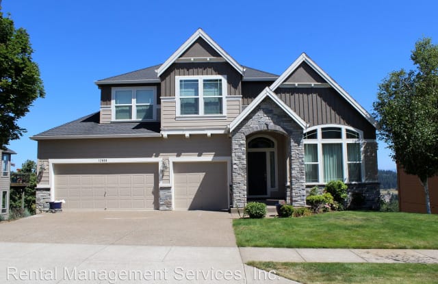 12606 SE 155th Ave - 12606 Southeast 155th Avenue, Happy Valley, OR 97086