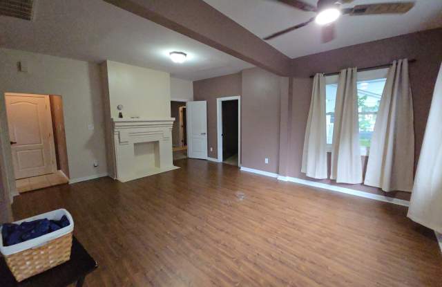 126 Maupin Avenue photos photos