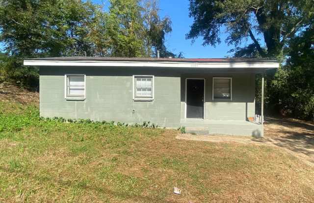 **AVAILABLE NOW**Midtown Columbus, GA 3 Bedroom / 1 Bathroom Home for photos photos