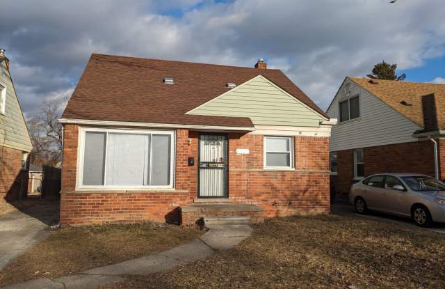 1701 Fairbairn 4 bed 1 bath Bungelow w/large family room Newly renovated kitchen and bath - 1701 Fairbairn Street, Inkster, MI 48141