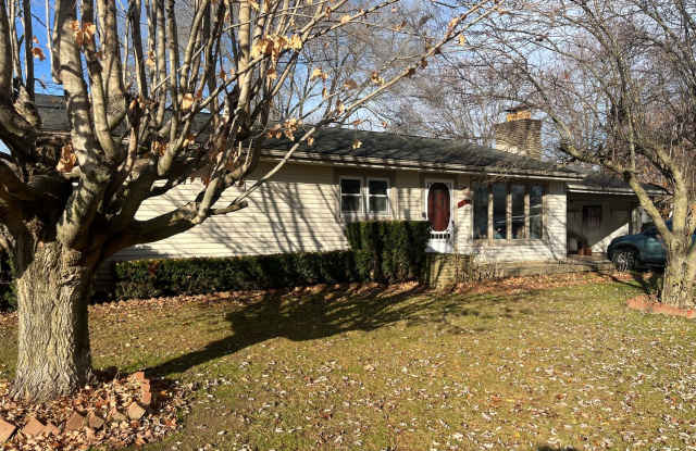 Holiday Home - Coming Soon - 1495 Kenarbre Drive, Newark, OH 43055