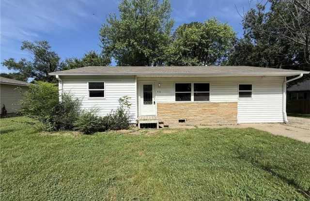 916 Crutcher  ST photos photos