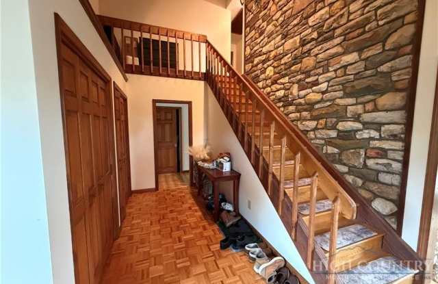 234 Cezanne Drive Gallery 3