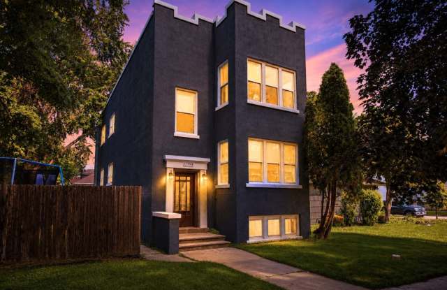 12353 Maple Avenue photos photos