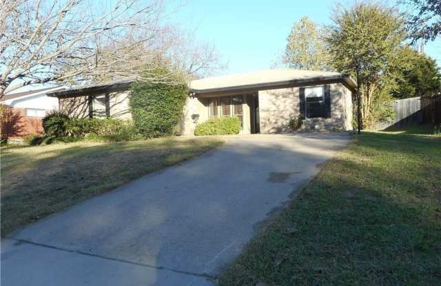 205 Rolling Hills Lane Gallery 1