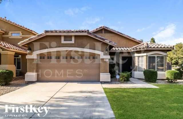 961 West Tremaine Avenue photos photos