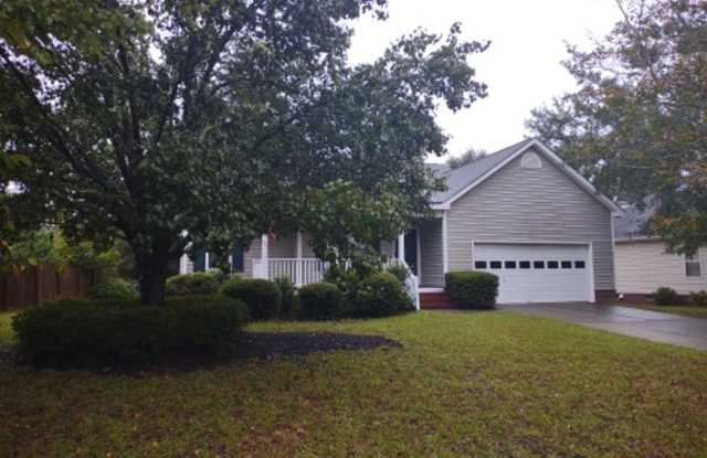 Fantastic Three Bedroom Home in Lexington! photos photos