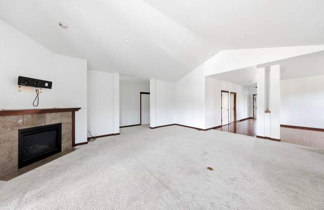 3 Bed 2 Bath - A/C - Fairway Pt - Fort Nugent Park - No Pets - NAS Whidbey Gallery 4