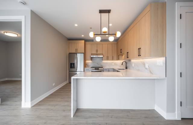 2354 West Polk Street photos photos