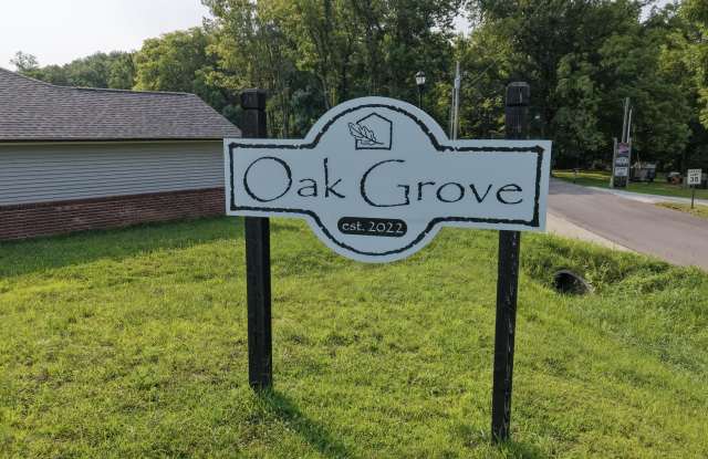 233 Oak Grove Circle Gallery 2