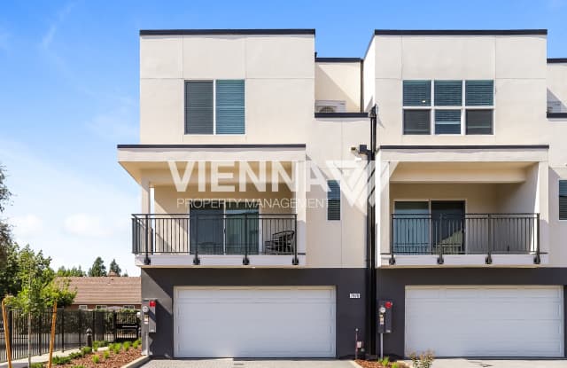 8120 Quiet Knolls Dr Gallery 1