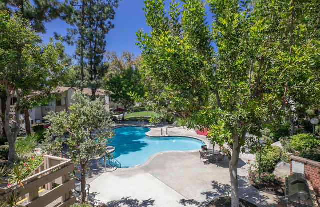 Country Woods Apartment Homes Gallery 4
