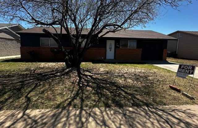 2206 Lyndale Dr photos photos