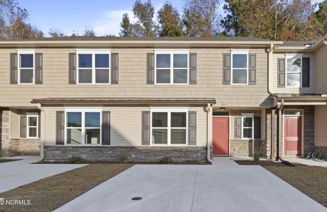 326 Glenellen Loop Road - 326 Glenellen Loop Road, Onslow County, NC 28539