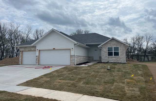 Beautiful, brand-new, 3-bedroom, 2-bath home in Nixa with a 3-car garage. photos photos
