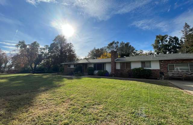 Wonderful Palo Cedro Neighborhood country setting! Gallery 3