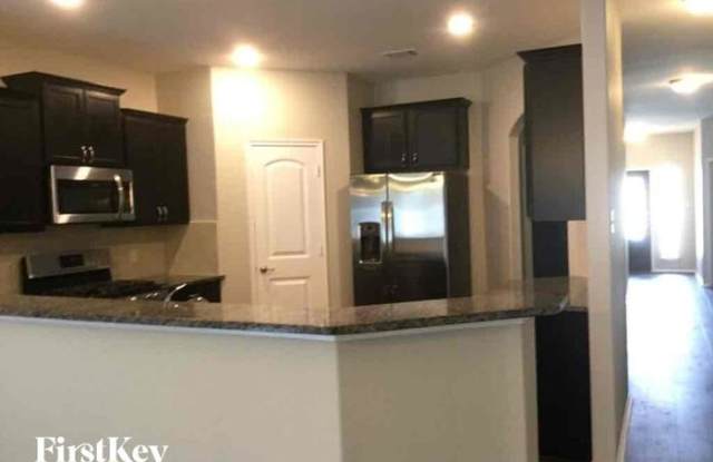 1217 Lake Worth Trail Gallery 4