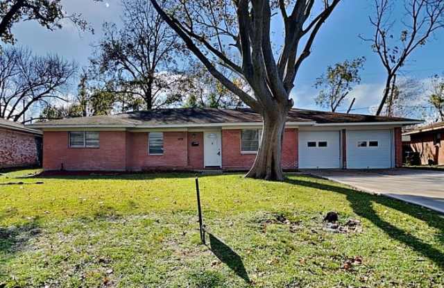 409 Pamela Drive Gallery 2