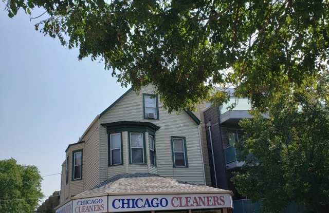 1435 W Diversey Parkway photos photos