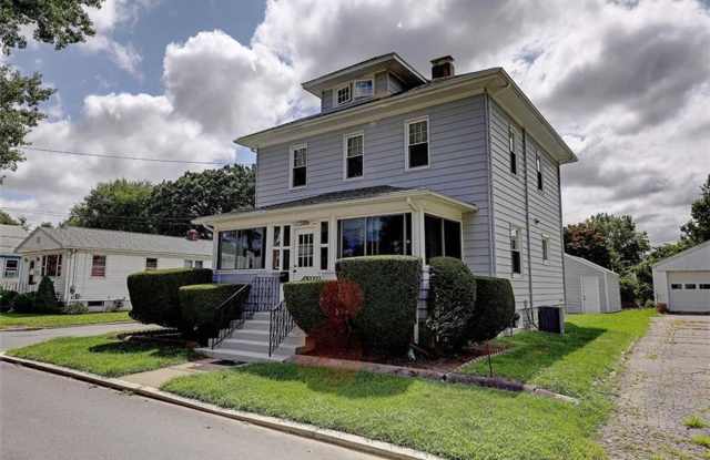 Providence/Elmhurst – Gorgeous Single Family - $3,295 photos photos