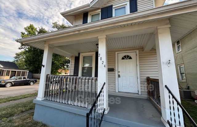 2024 Hill Avenue Gallery 3