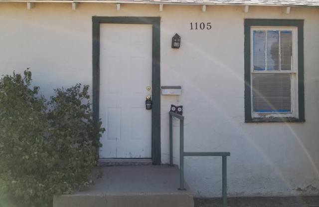 ADORABLE HOME ON LARGE LOT photos photos