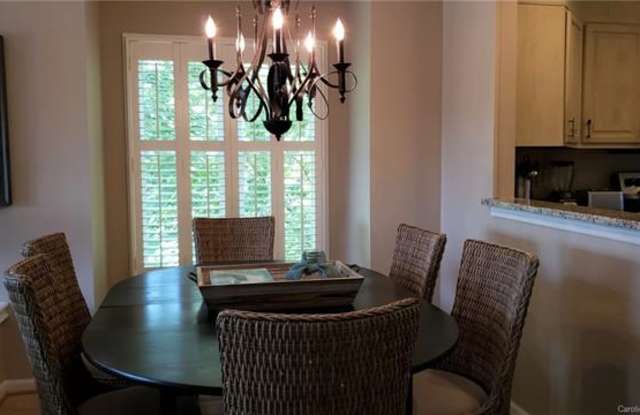 648 Portside Drive Gallery 3