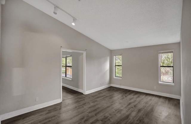 2301 N Congress Avenue photos photos