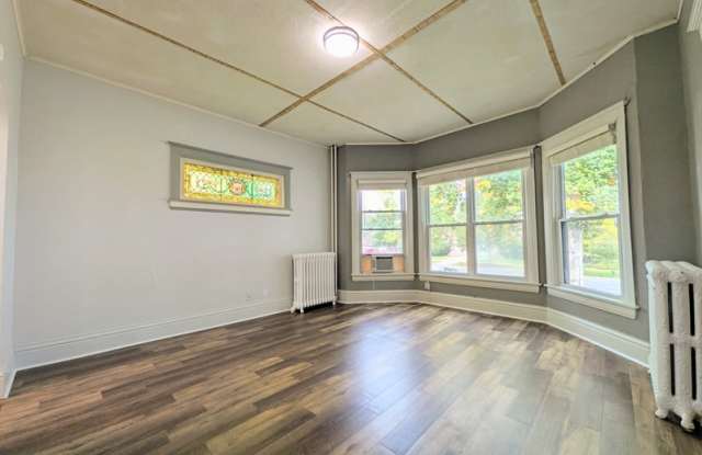 506 High Avenue East - 1 Gallery 1