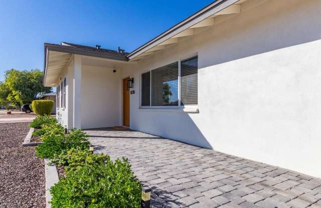 8238 E WILSHIRE Drive Gallery 4