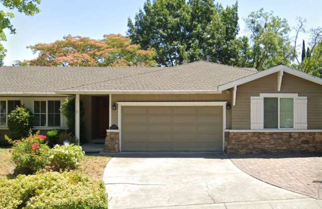 Buena Vista Rancher 4 bed /3 bath - Excellent Locatin photos photos