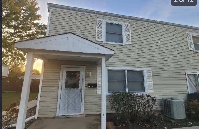 189 Robert Court unit: C photos photos