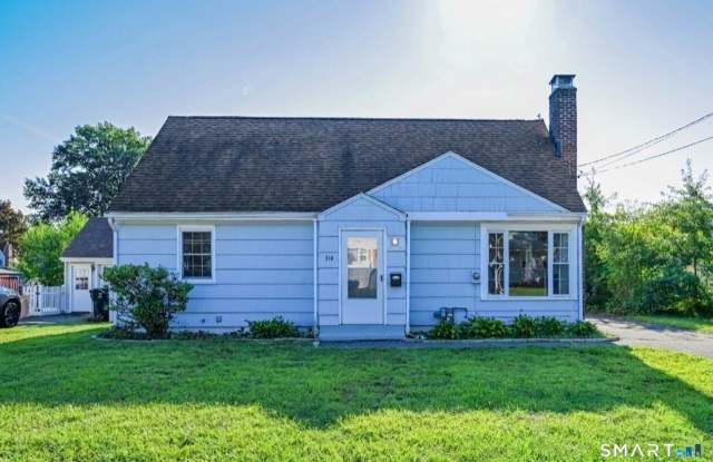 114 Randal Avenue Gallery 2