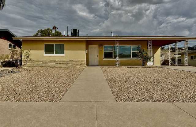 209 SAN SABA Road photos photos