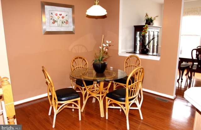 8867 PAPILLON DRIVE Gallery 4