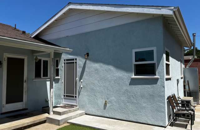 Renovated studio ADU in an excellent area of Uptown Whittier, ALL UTILITIES INCLUDED photos photos