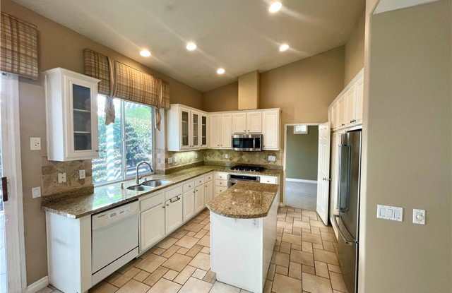 27806 Country Lane Road Gallery 2